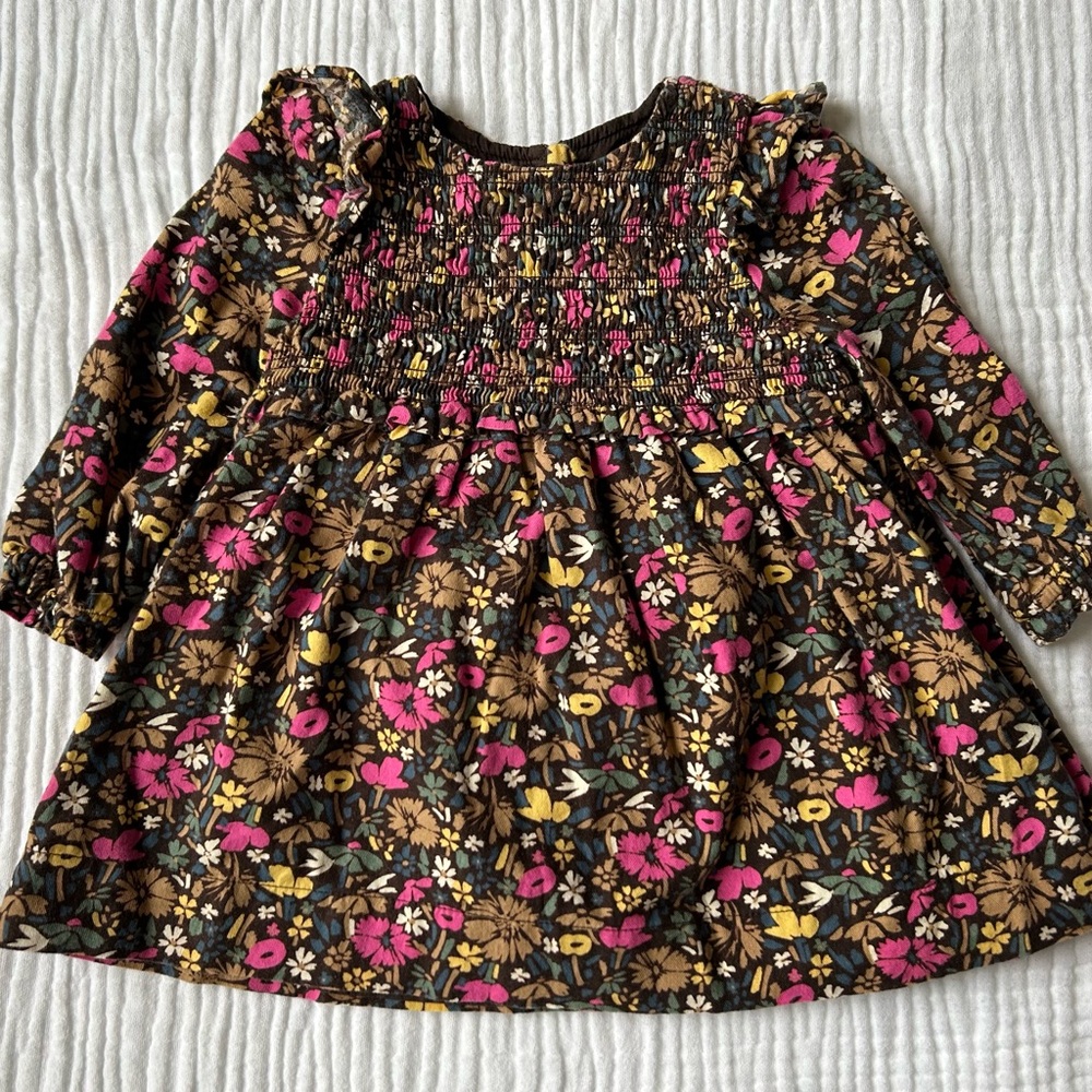 NWOT babyGAP Baby Smocked Floral Dress Set in Brown Ditsy, Sz. 6-12 Months